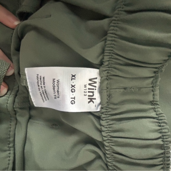 NWOT Wonderwink Scrub Set - Picture 4 of 5